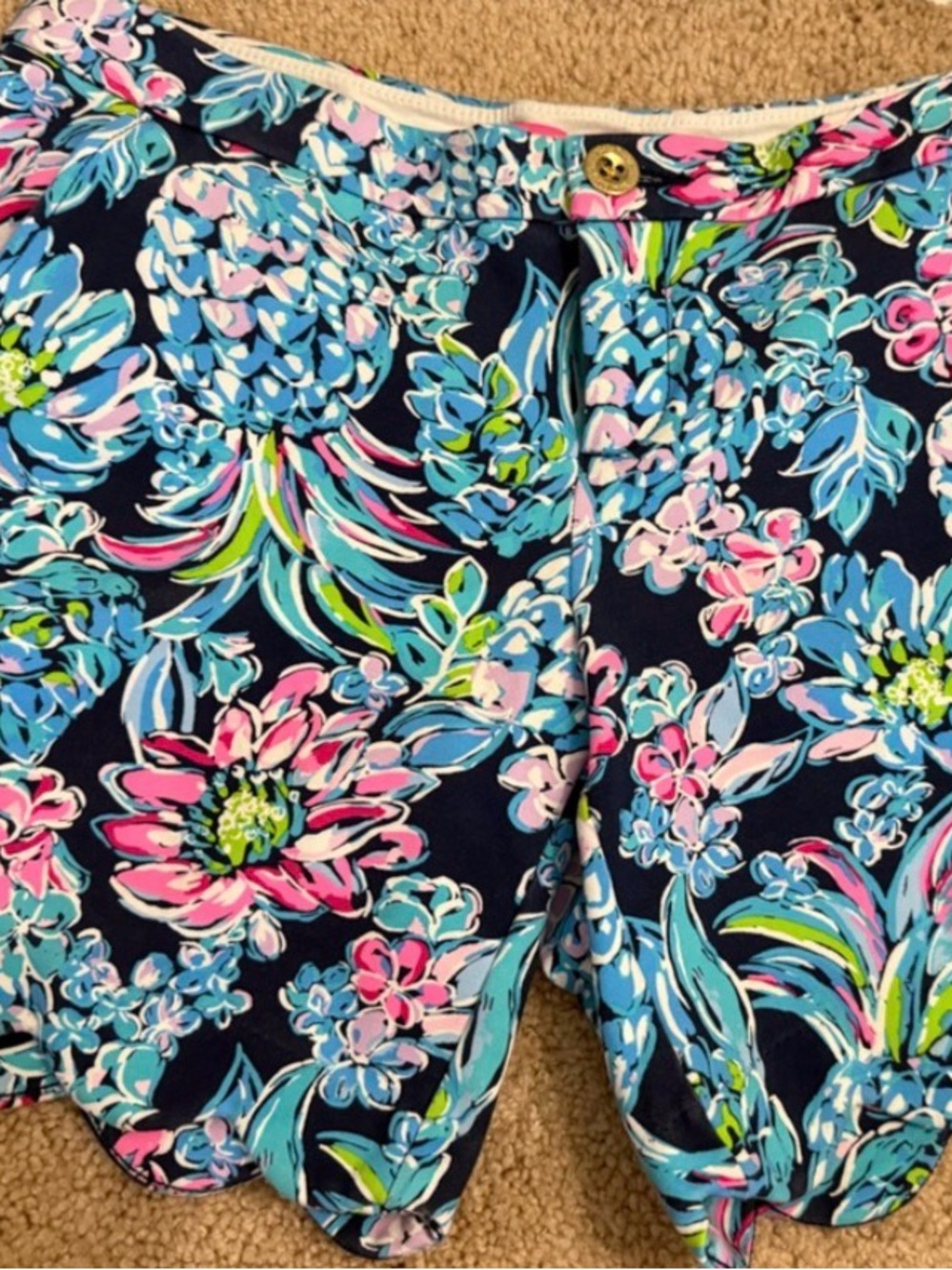 Lilly Pulitzer Winona Buttercup Shorts in
Pineapple Paradise